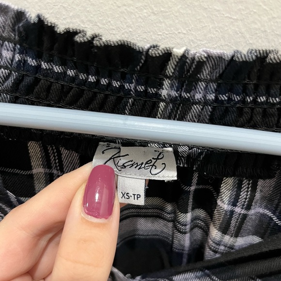 XS Kismet Purple and Black Crop-Top Blouse. NWOT. - Picture 2 of 3